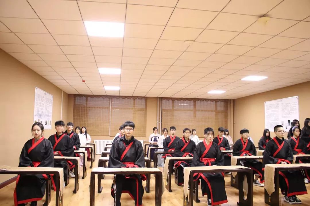 1575606685795203.jpg 山東力明科技職業(yè)學院